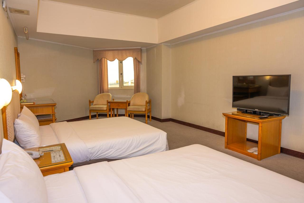 Kenting City Gate Hotel Heng-ch'un Exterior foto